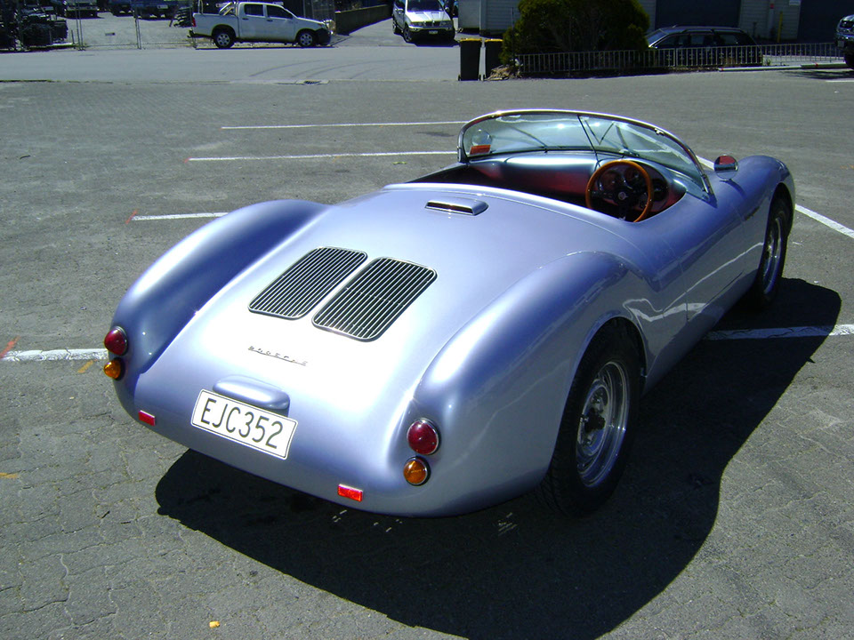 Porsche spyder старый